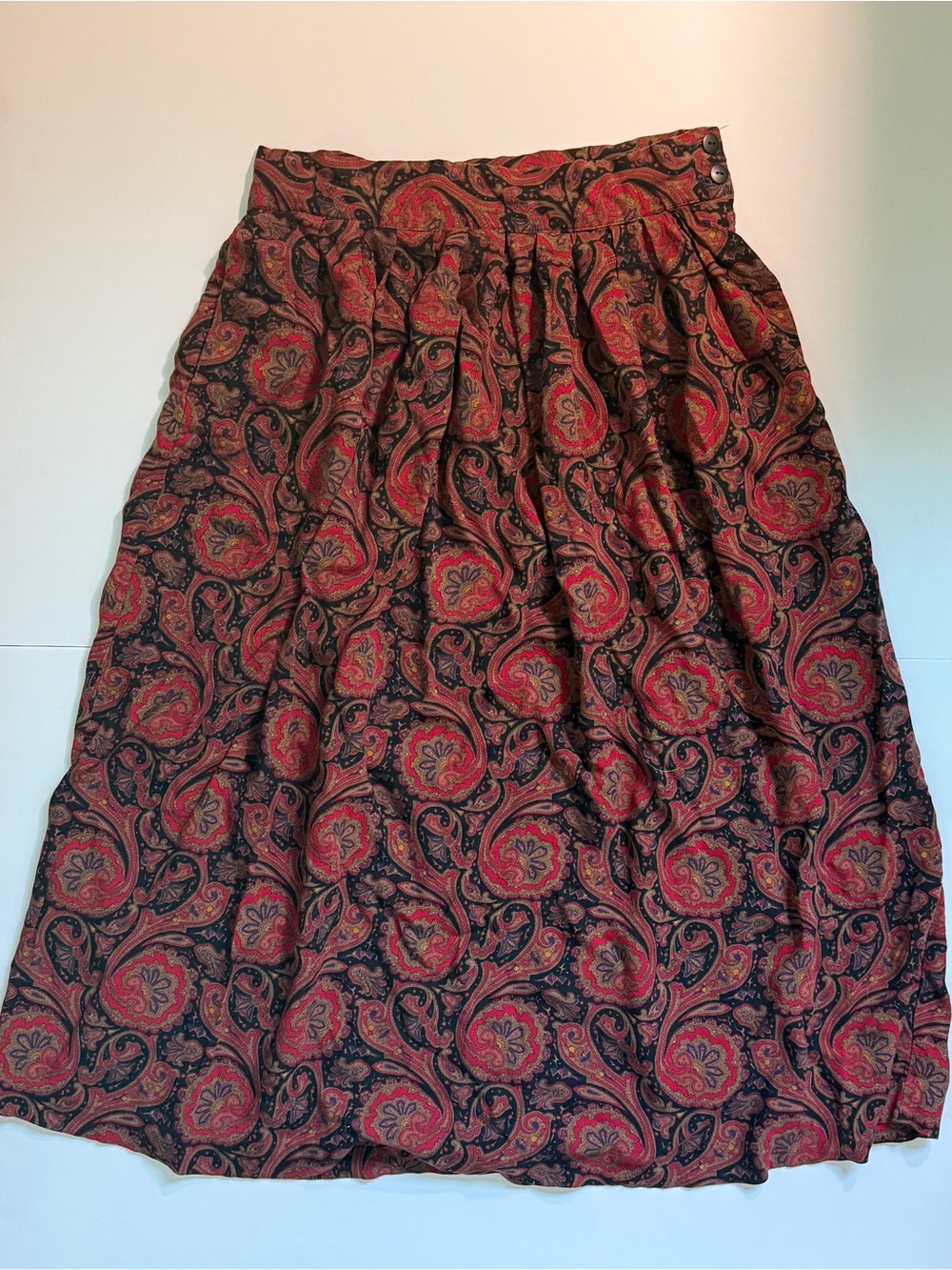 Pliers LTD Women's Red Paisley Midi Skirt Size Large